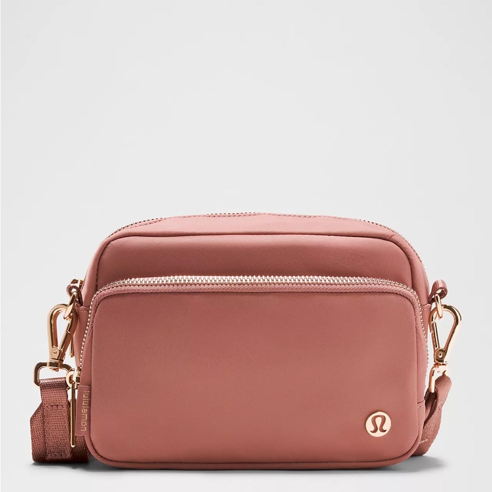 NWT Lululemon Everyday Crossbody Bag
